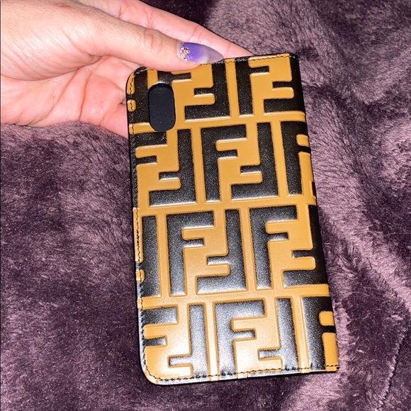 iPhone case - Picture 3 of 4